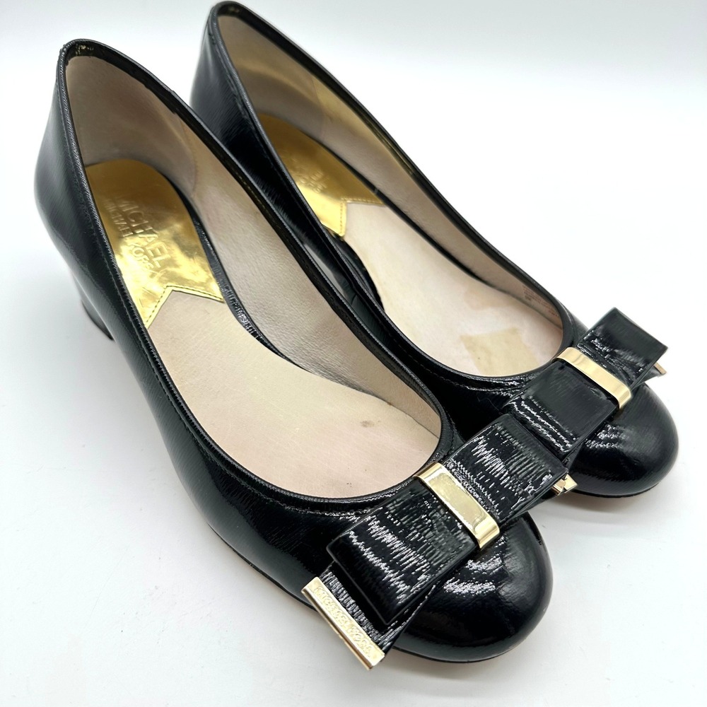 Michael Michael Kors Kiera Black Patent Bow Mid Pumps Block Heel Gold 8M